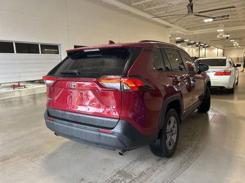 Certified 2025 Toyota RAV4 LE AWD/4WD image 3