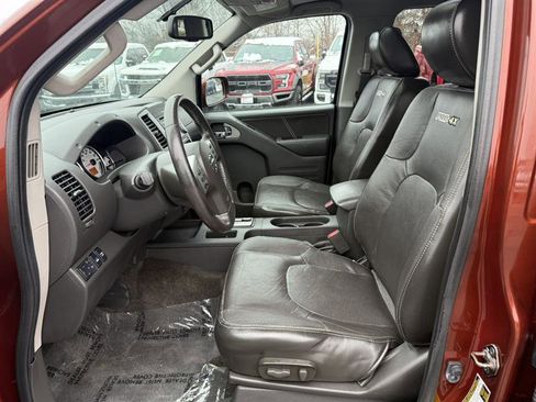 Used 2016 Nissan Frontier PRO-4X w/ Pro-4x Luxury Package image 31