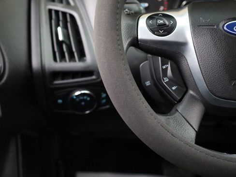 Used 2014 Ford Focus SE image 28