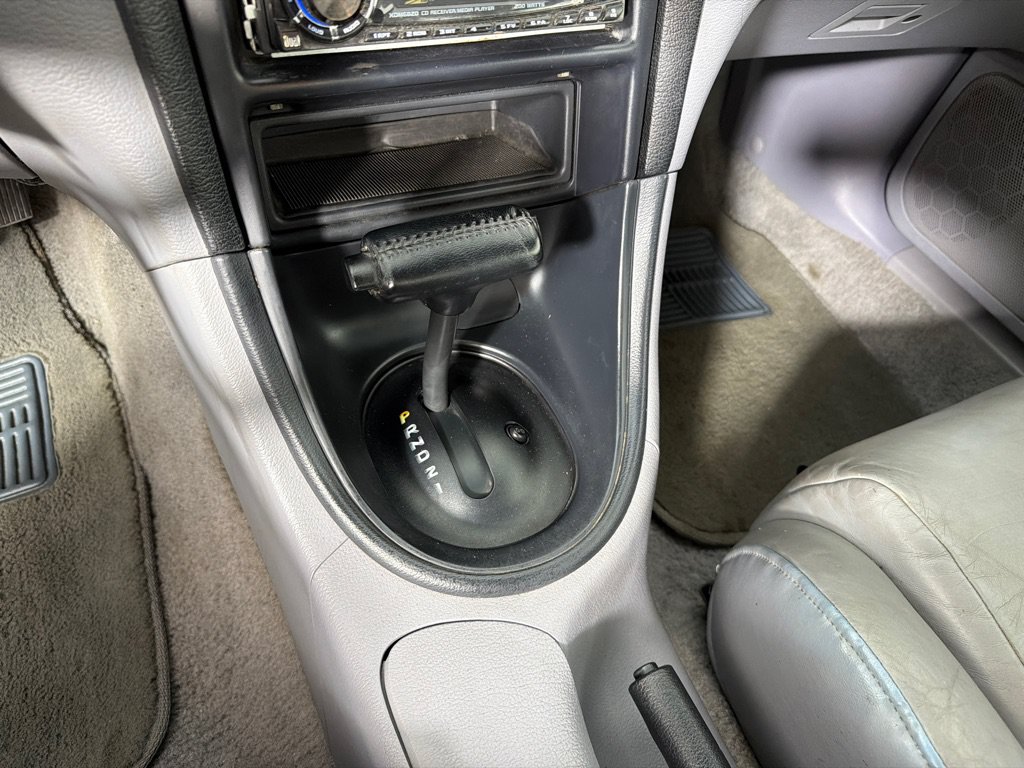 Used 1994 Ford Mustang GT RWD image 16
