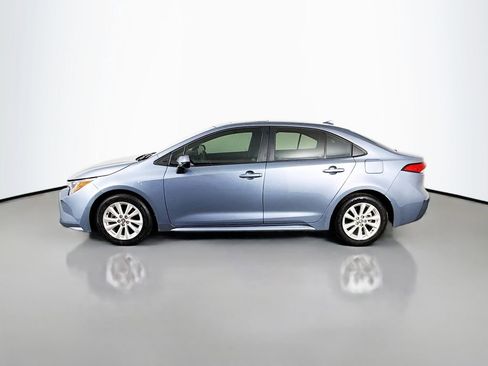 Used 2023 Toyota Corolla LE w/ LE Premium Package image 8