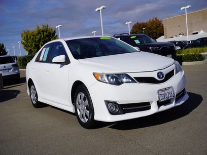 Used 2014 Toyota Camry SE