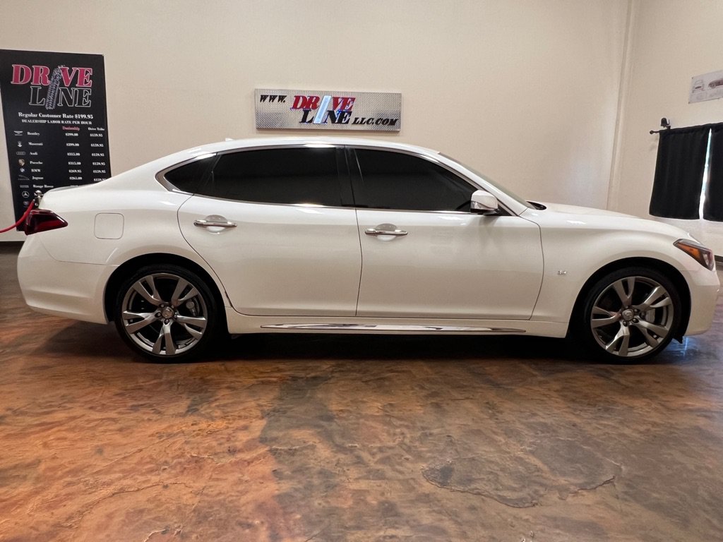 Used 2018 INFINITI Q70 L 3.7 RWD image 10