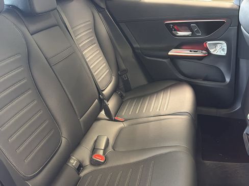New 2025 Mercedes-Benz GLC 350e 4MATIC image 34