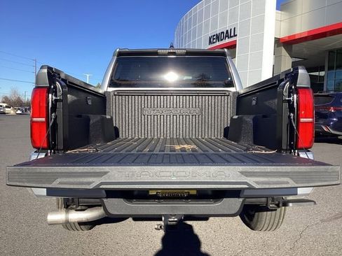 New 2026 Toyota Tacoma SR5 image 31