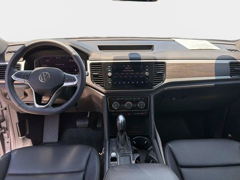 Certified 2023 Volkswagen Atlas SE FWD image 16
