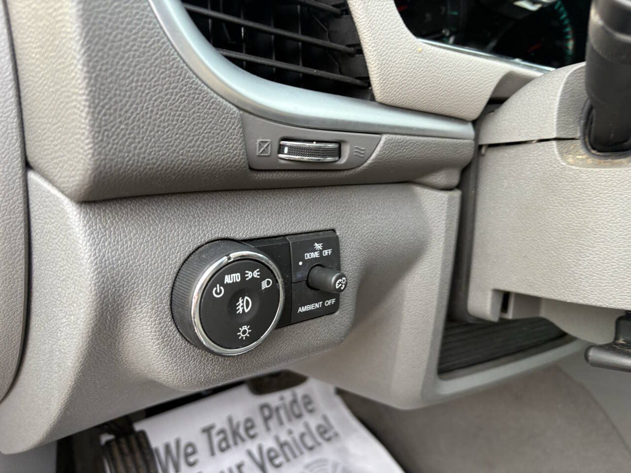 Used 2017 Chevrolet Traverse LT w/ Style and Technology Package FWD image 30