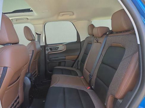 New 2025 Ford Bronco Sport Outer Banks w/ Sasquatch Outer Banks Package AWD/4WD image 10