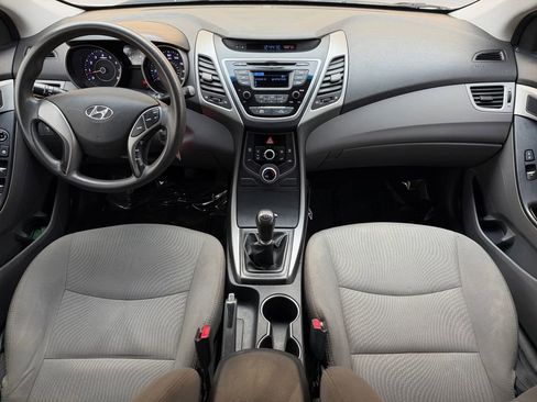 Used 2014 Hyundai Elantra SE FWD image 15