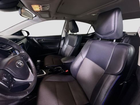 Used 2018 Toyota Corolla SE image 22