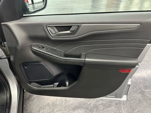 Used 2024 Ford Escape Active image 12