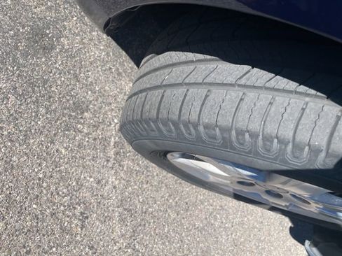 Used 2006 Toyota Avalon XL image 8