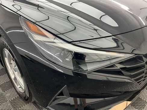 Used 2023 Hyundai Elantra SE FWD image 23