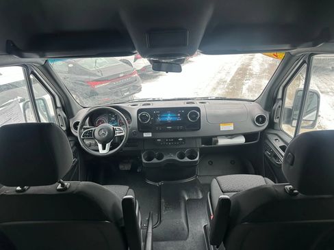 Used 2023 Mercedes-Benz Sprinter 3500 w/ Parking Package image 25