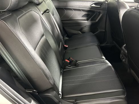 Used 2022 Volkswagen Tiguan SE FWD image 26