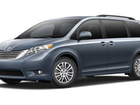 Used 2017 Toyota Sienna XLE w/ XLE Navigation Package FWD image 1