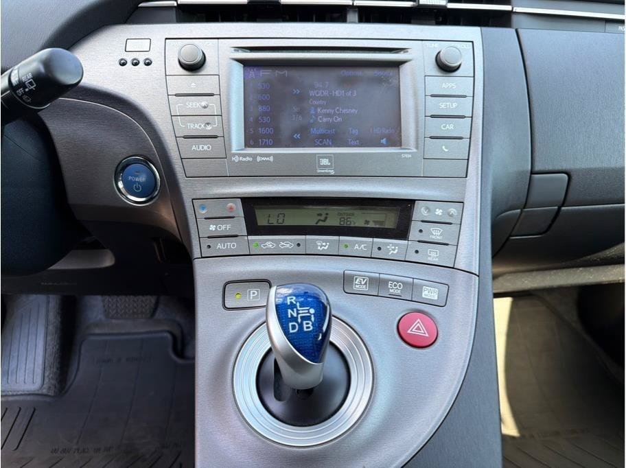 Used 2014 Toyota Prius Four FWD image 15