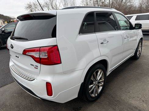 Used 2014 Kia Sorento SX image 4