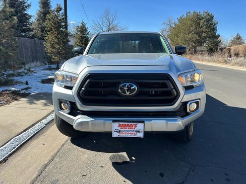 Used 2022 Toyota Tacoma SR w/ SX Package AWD/4WD image 8