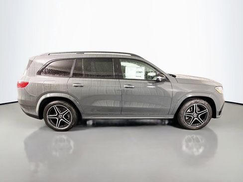 Used 2026 Mercedes-Benz GLS 450 4MATIC image 8