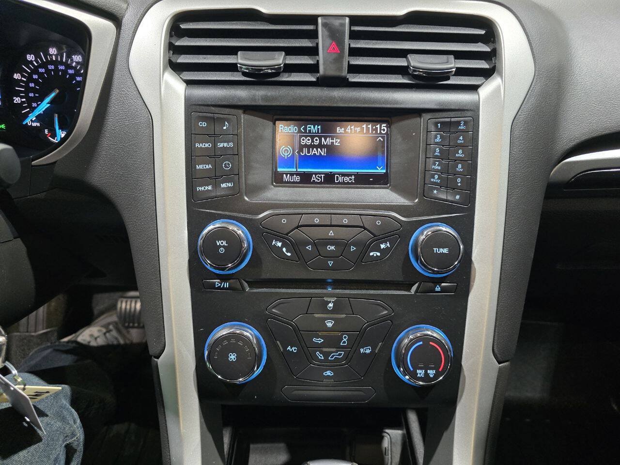 Used 2013 Ford Fusion SE FWD image 35