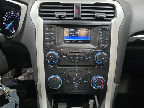 Used 2013 Ford Fusion SE FWD image 35