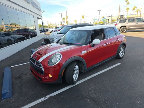 Used 2016 MINI Cooper S image 10