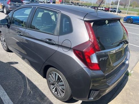 Used 2017 Honda Fit EX image 2