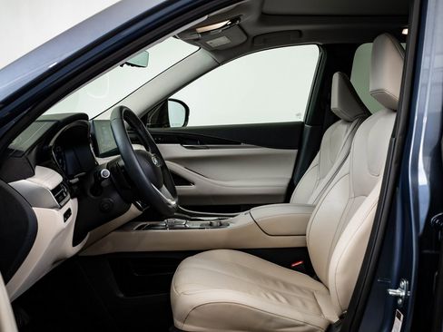 Used 2024 INFINITI QX60 Sensory w/ Vision Package image 25