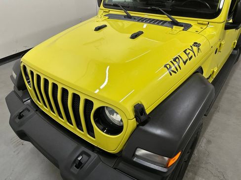 Used 2022 Jeep Wrangler Unlimited Sport AWD/4WD image 25