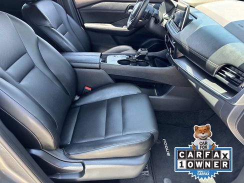 Certified 2023 Nissan Rogue SV w/ SV Premium B Package FWD image 12