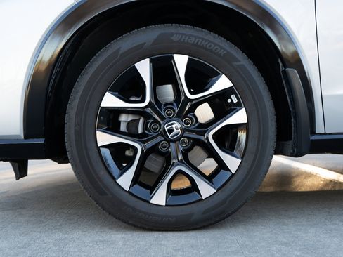 Used 2026 Honda HR-V EX-L image 14