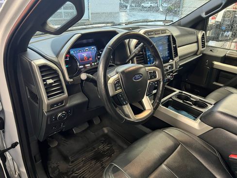 Used 2022 Ford F250 Lariat w/ Lariat Ultimate Package image 11