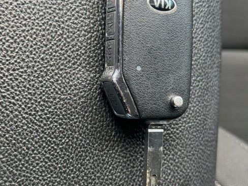 Used 2019 Kia Forte S FWD image 34