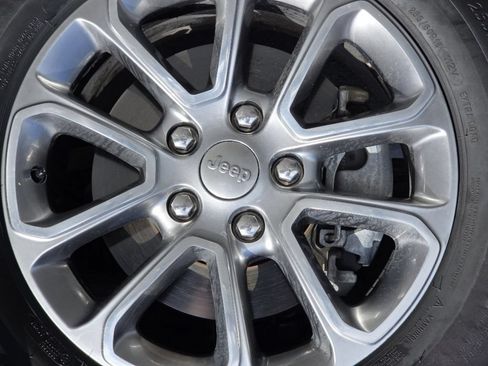 Used 2014 Jeep Grand Cherokee Limited AWD/4WD image 21