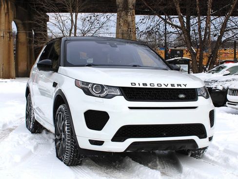 Used 2018 Land Rover Discovery Sport HSE image 1