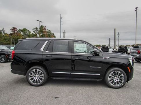 New 2026 GMC Yukon Denali image 3