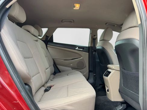 Used 2020 Hyundai Tucson Sport FWD image 22