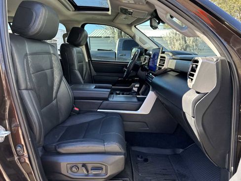 Used 2023 Toyota Sequoia Limited image 19