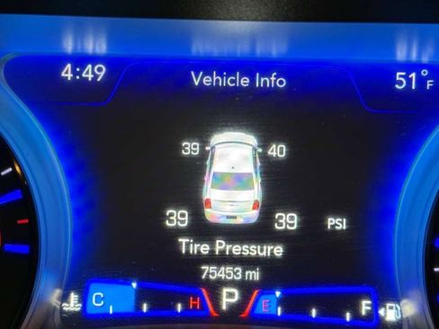 Used 2019 Chrysler 300 S image 14