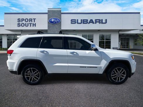 Used 2019 Jeep Grand Cherokee Limited w/ Trailer Tow Group IV image 2