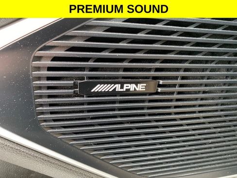 Used 2024 Jeep Wagoneer Series II w/ Flexible Seating Group RWD image 21