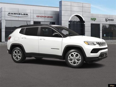 New 2024 Jeep Compass Latitude w/ Convenience Group image 10