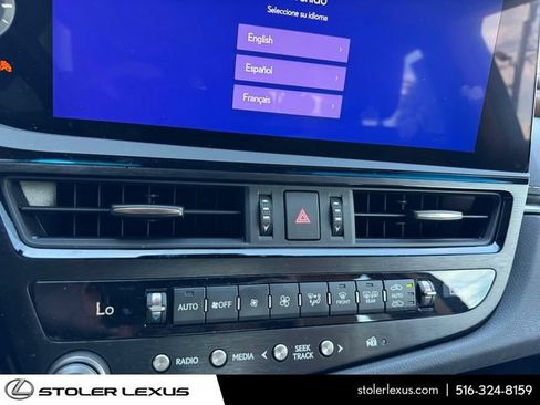Used 2023 Lexus ES 350 w/ Premium Package FWD image 32