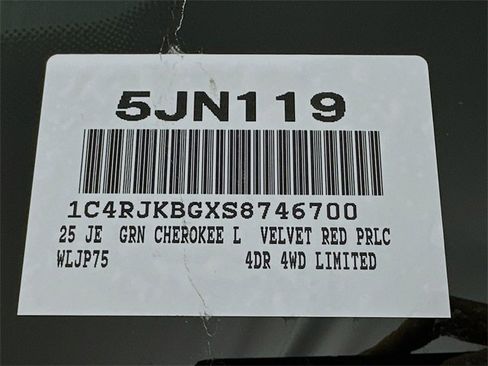 New 2025 Jeep Grand Cherokee L Limited image 18