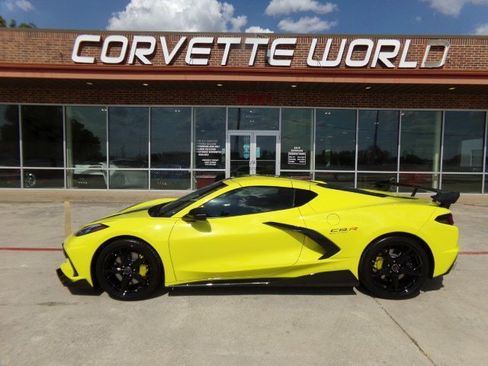 Used 2022 Chevrolet Corvette Stingray Premium Cpe RWD image 9