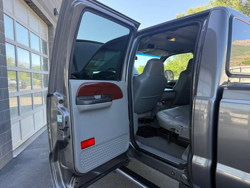 Used 2007 Ford F350 Lariat AWD/4WD image 33