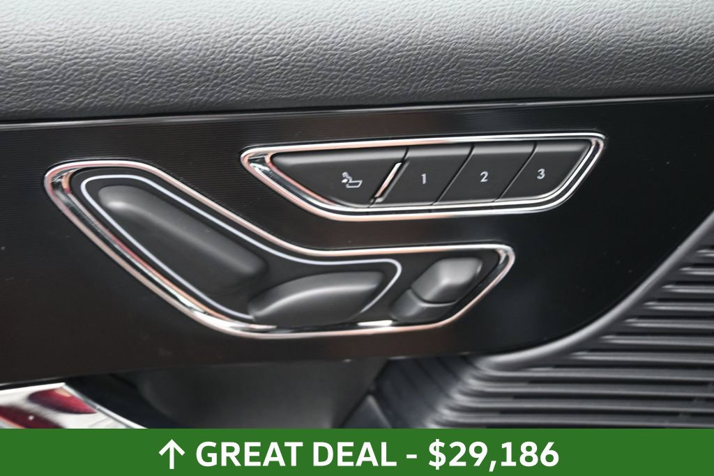 Used 2022 Lincoln Corsair Reserve w/ Equipment Group 201A AWD/4WD image 21