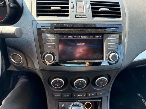 Used 2013 MAZDA MAZDA3 s Grand Touring FWD image 17