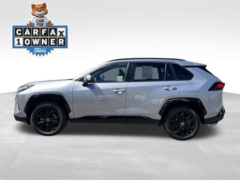 Used 2023 Toyota RAV4 SE w/ Convenience Package AWD/4WD image 2